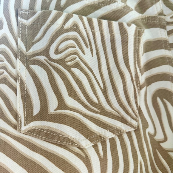 J. McLaughlin Leora Wide Leg Jeans in Tan/Cream Seabray NWT - Picture 5 of 8